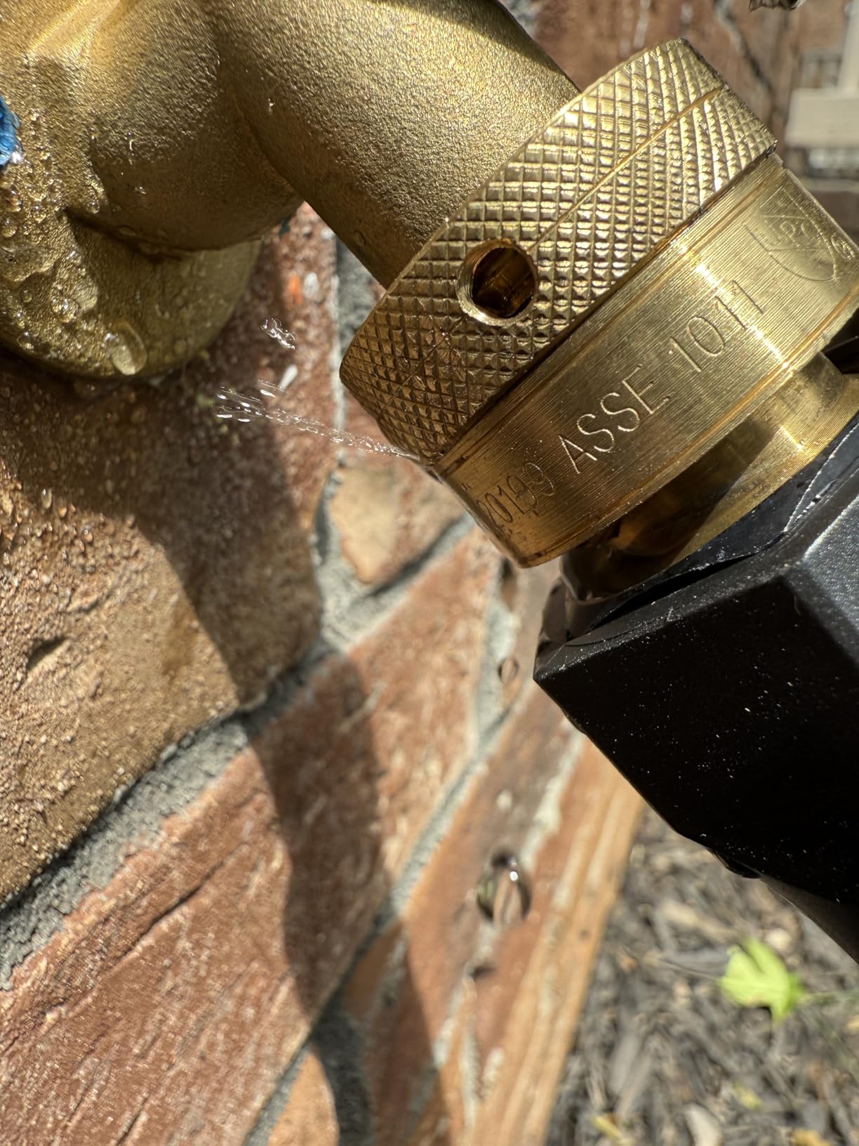 Eastman 3/4 Inch FHT x 3/4 Inch MHT Hose Bibb Anti Siphon Vacuum Breaker, Brass Plumbing Fitting, 20199 customer photo 2