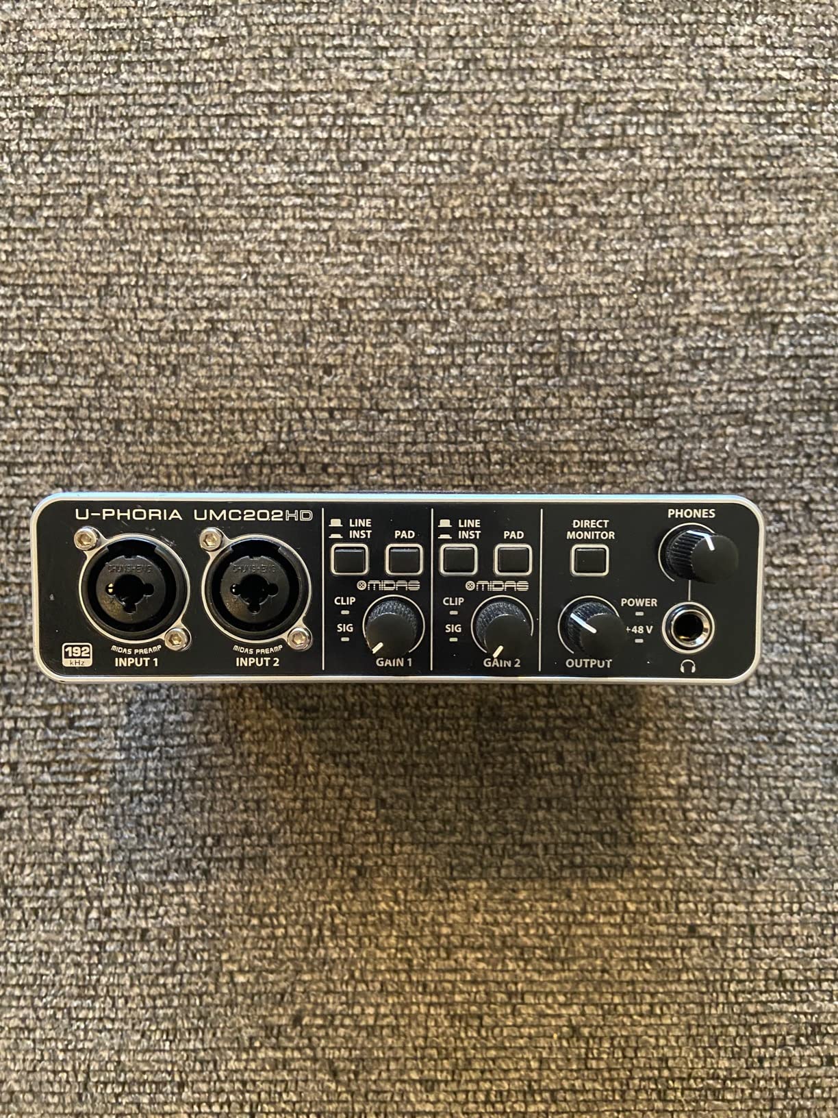 Behringer UMC202HD Audiophile 2x2, 24-Bit/192 kHz USB Audio Interface with Midas Mic Preamplifiers | For Recording Microphones and Instruments customer photo 2