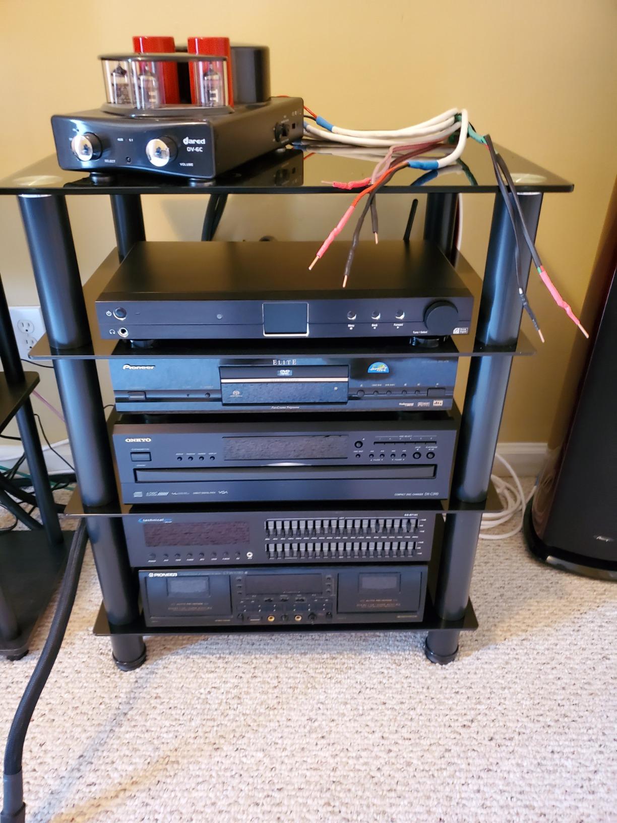 FITUEYES AV Component Media Stand Audio Rack 4-Tier Entertainment Shelves TV Stand for Video Components, Stereo Equipment, Gaming Consoles, Black customer photo 2