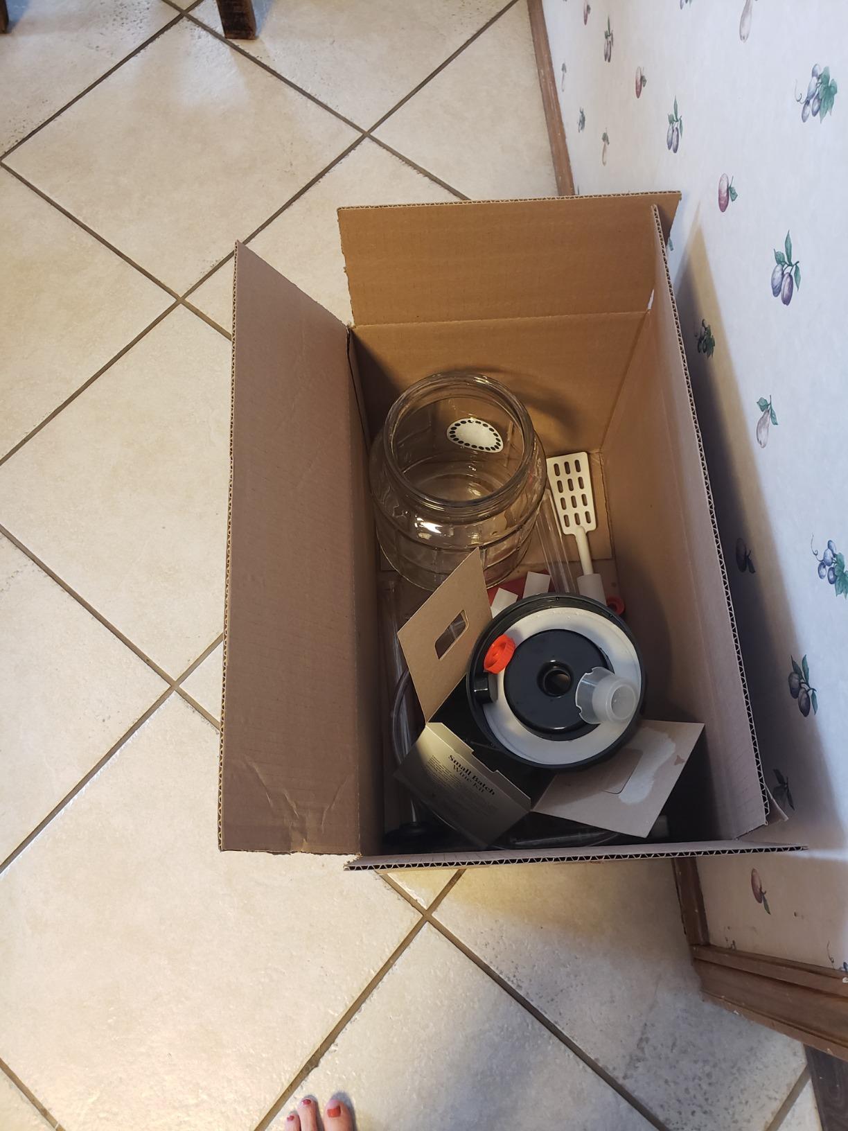 Master Vintner Cabernet Sauvignon Homebrewing Wine Recipe Kit, 1 Gal customer photo 2