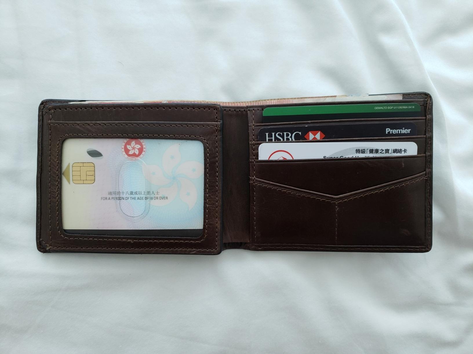 Fossil Men's Wallet, Derrick Leather RFID-Blocking Wallet, Bifold with Flip ID, Brown customer photo 1