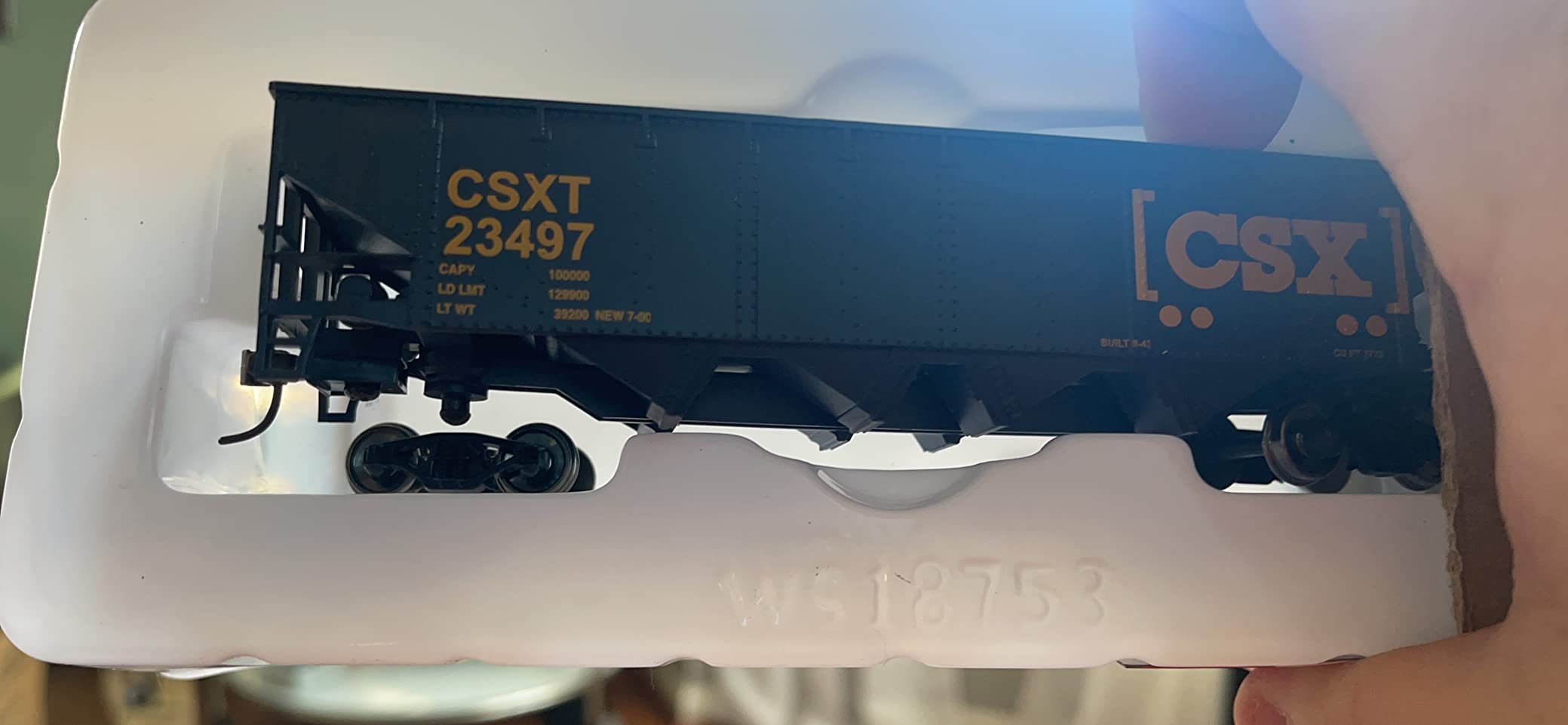 Walthers Trainline Offset Hopper-Ready to Run-CSX Transportation (Blue, Yellow; Boxcar Logo) 931-1425 HO Scale Model Railroad customer photo 2