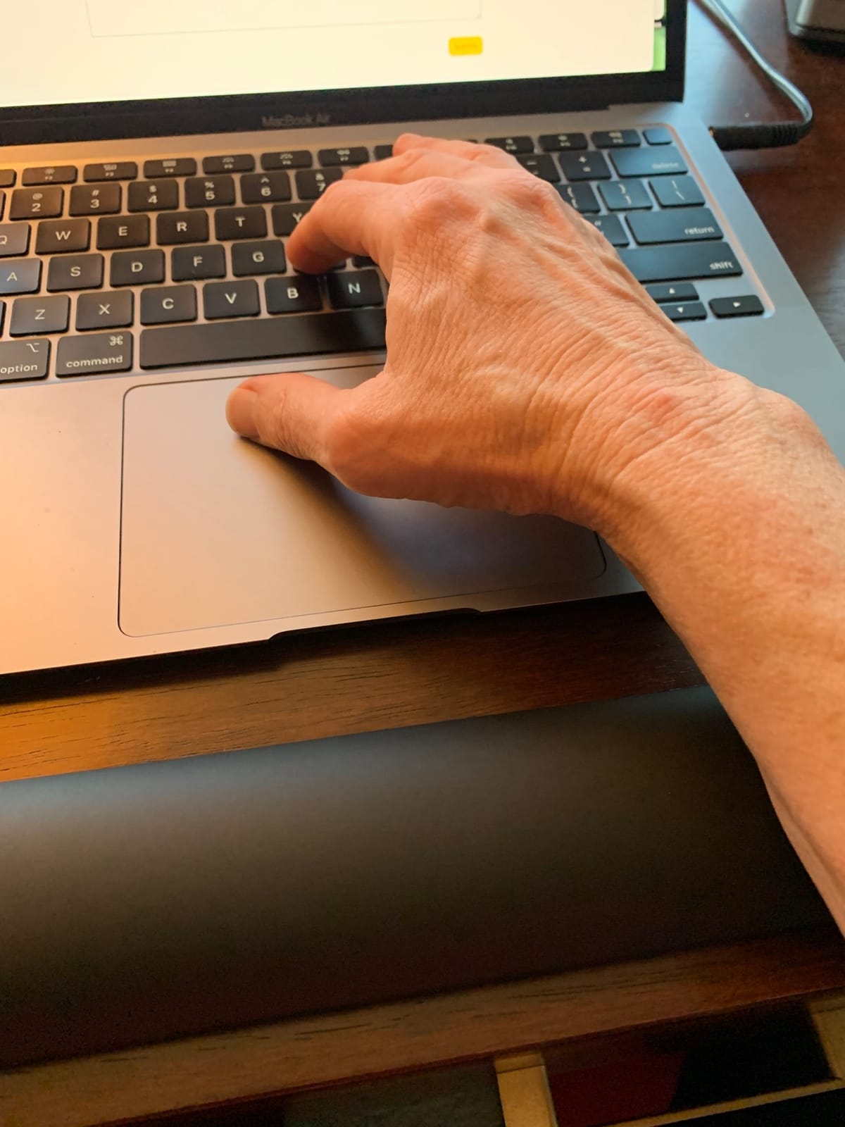 3M Gel Wrist Rest for Keyboards, Soothing 3M Gel Technology and Satin Smooth Cover for All Day Comfort and Support, Durable and Easy to Clean, 19 inch, Black (WR85B) customer photo 2