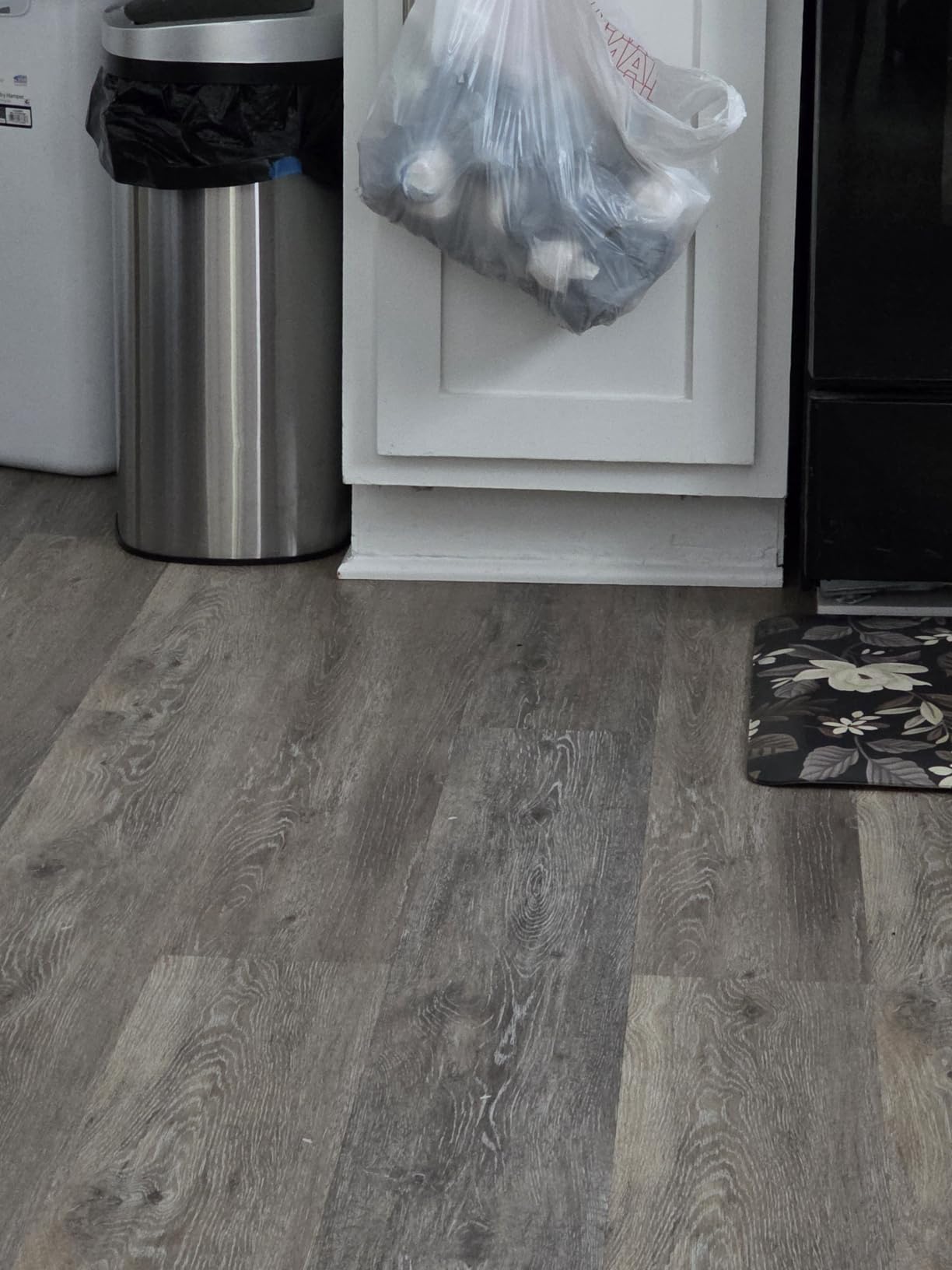 BestOffice | 13 Gallon Stainless Steel Trash Can with Lid | Steel customer photo 2