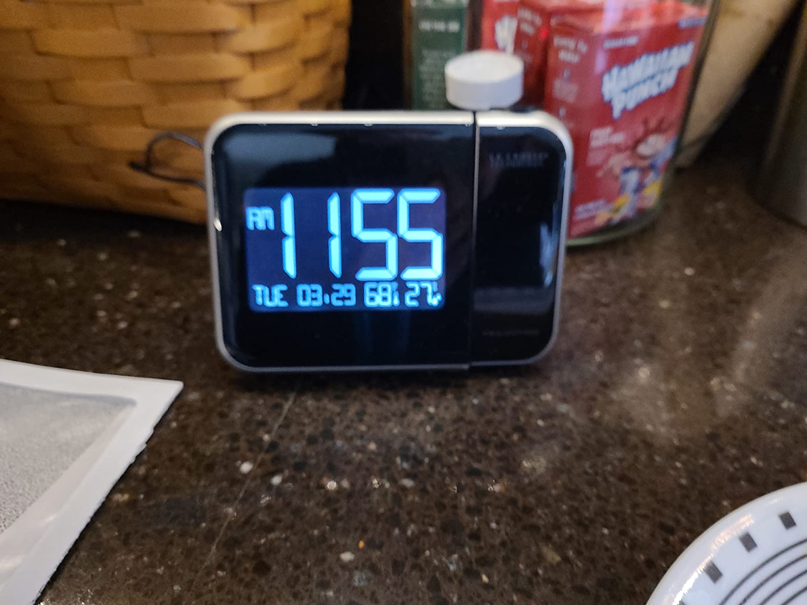 La Crosse Technology 616-1412 Projection Alarm Clock with Indoor Temperature customer photo 1