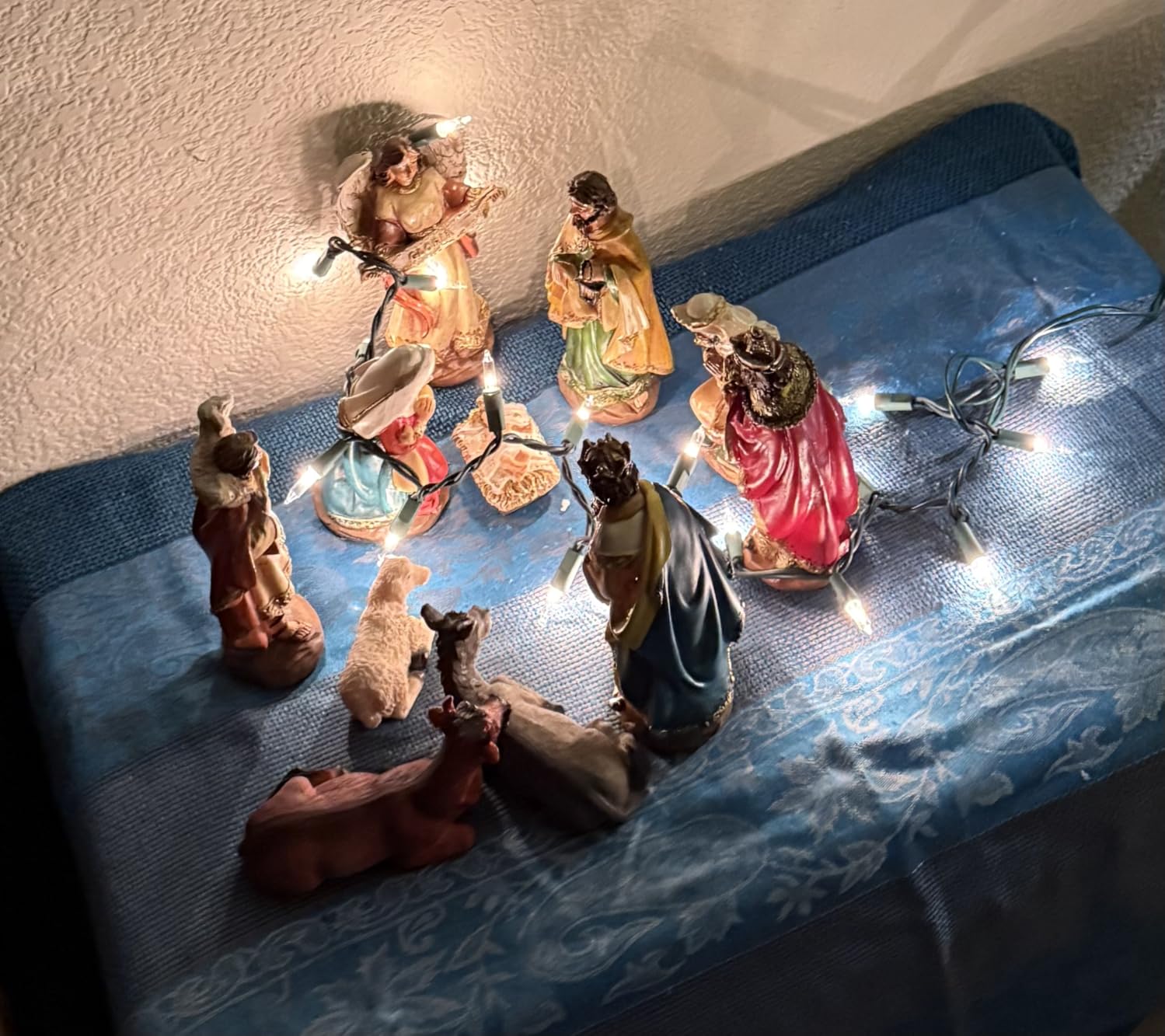 Kurt Adler Nativity Set with 11 Figures, 6