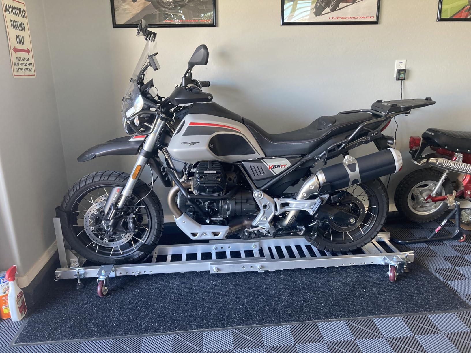 Condor Motorcycle Garage Dolly Wheel Chock customer photo 1