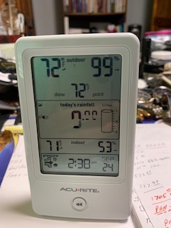 AcuRite 01089M Rain Gauge with Thermometer & Humidity customer photo 1