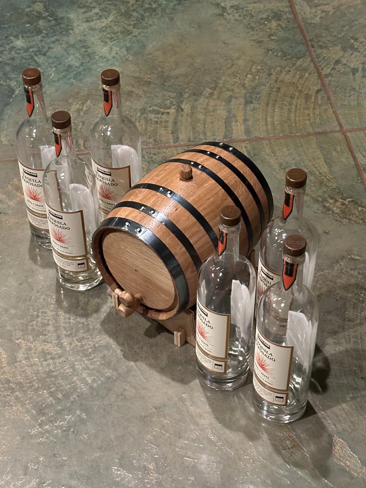 2 Liter American Charred Oak Aging Barrel, Mini Whiskey Barrel Keg | Wood Stand, Bung & Spigot, Aging Bourbon, Tequila, Rum, Wine & Cocktails, Home Alcohol Distiller & Winemaker Crafting Kit customer photo 1