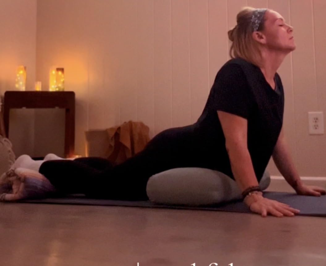 Gaiam Yoga Bolster Pillow, Supportive Cushion for Restorative Yoga | Firm cotton-filled bolster supports stretching & restorative poses. Carry handle, washable cover, yoga prop. customer photo 1