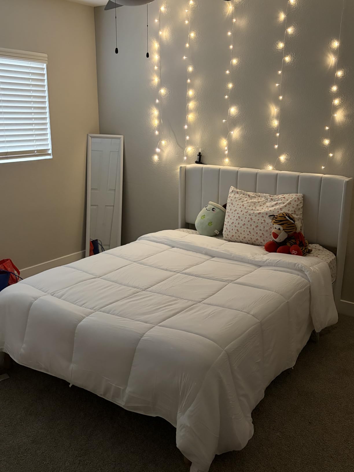 Utopia Bedding Duvet Insert, Comforters Queen Size 88 x 88 Inches, White | Cozy All Season Comforter for Kids, Boys, Girls, and Teens, Down Alternative Fill, Soft Microfiber Shell, Machine Washable customer photo 2