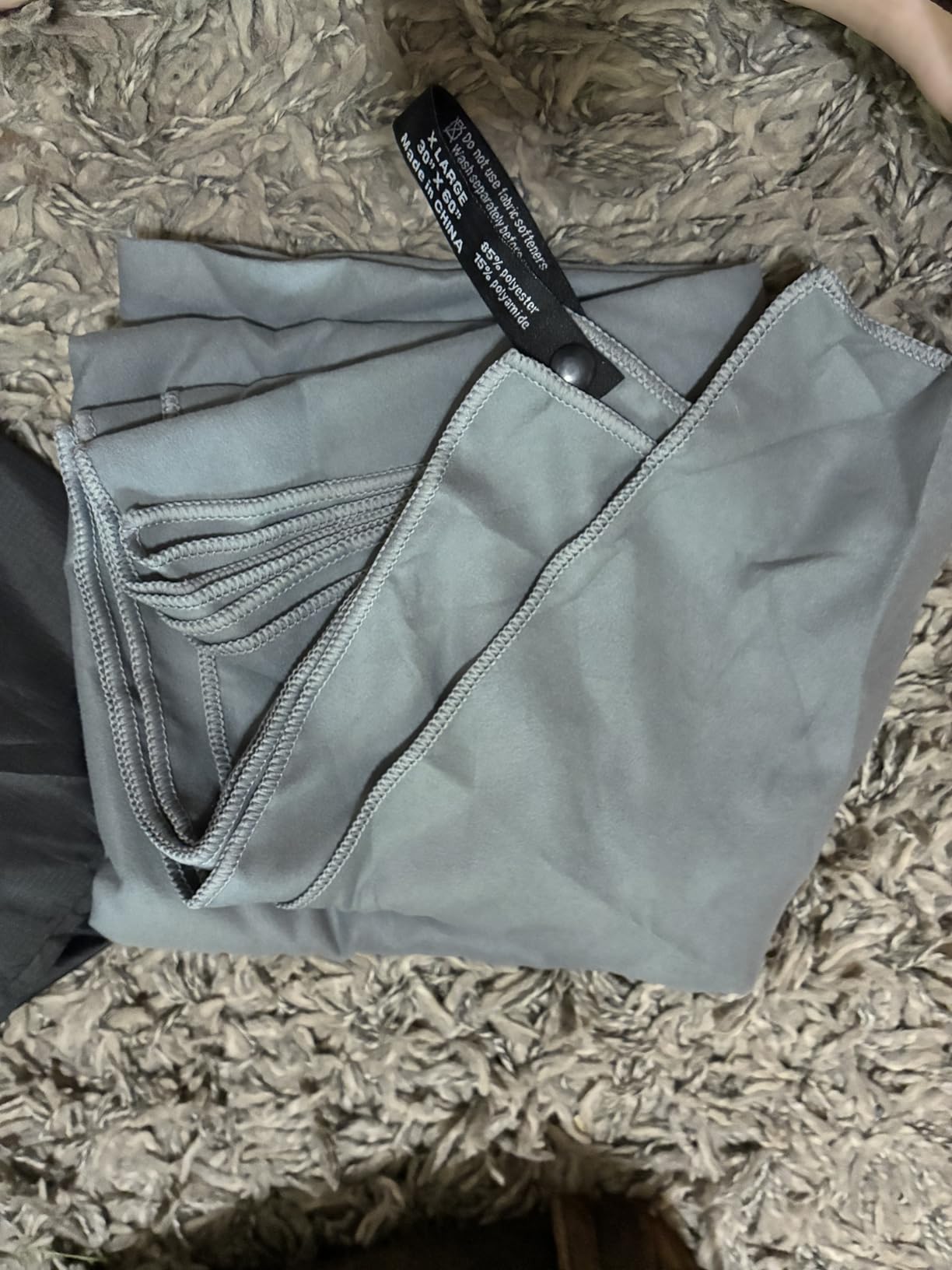 Rainleaf Microfiber Towel Quick Dry Camping & Travel & Gym Towel. Compact | Super Absorbent, Lightweight, Fast Drying. Suitable for Beach, Bath, Backpacking, Hiking, Swim. customer photo 1