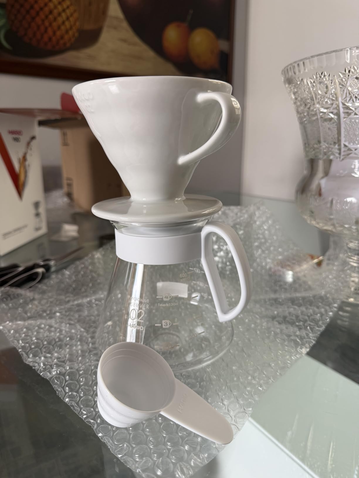 Hario V60 Ceramic Pour Over Coffee Set, Size 02, White customer photo 2