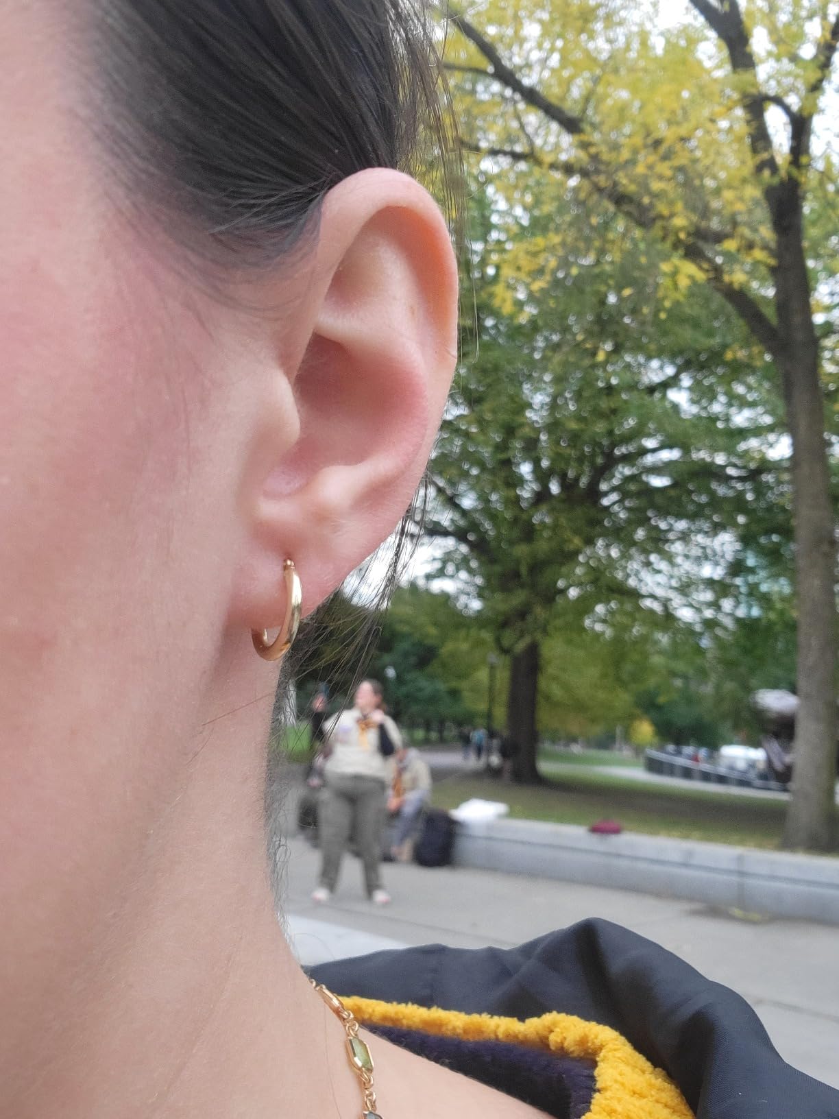 14k Yellow Gold Classic Shiny Polished Round Hoop Earrings, 2mm tube customer photo 1