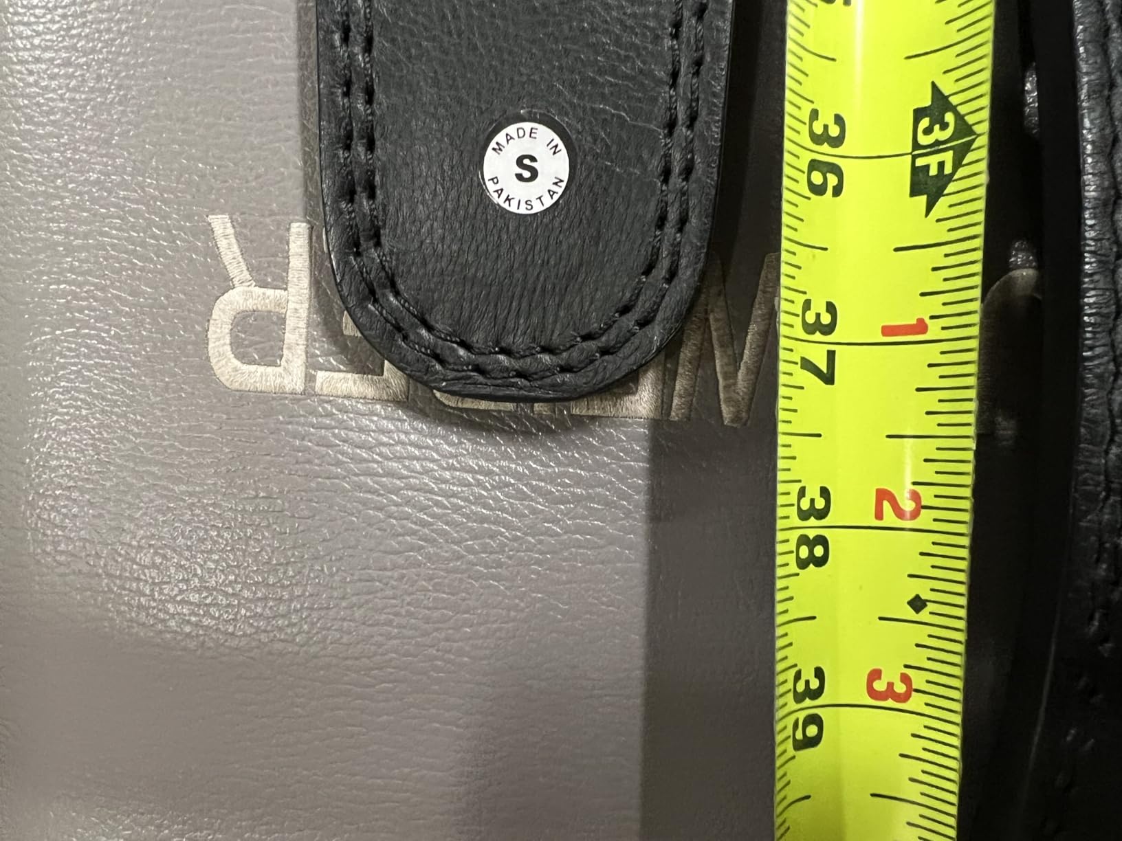 Gymreapers Leather Weightlifting Belt for Bodybuilding, Squatting, Lower Back Support & Back Pain - Real Leather, Adjustable Buckle Sizing - Men Women customer photo 2