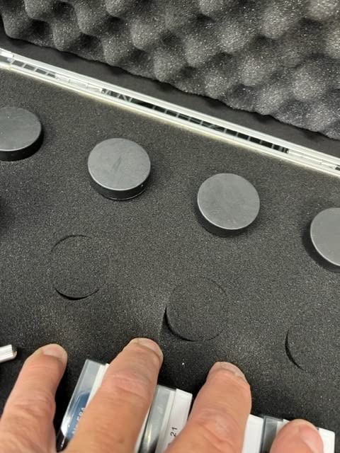 Astromania Deluxe Eyepiece Set with Telescope Filter Set 14 Piece 1.25 Inch | Includes 5pcs Plossl Eyepieces, 2x Barlow, 6pcs Colored Filter & Moon Filter, Telescope Case customer photo 2
