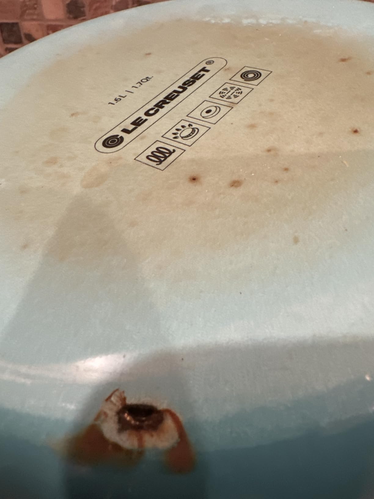 Le Creuset Enamel On Steel Whistling Tea Kettle, 1.7 qt., Oyster/Black Knob customer photo 1