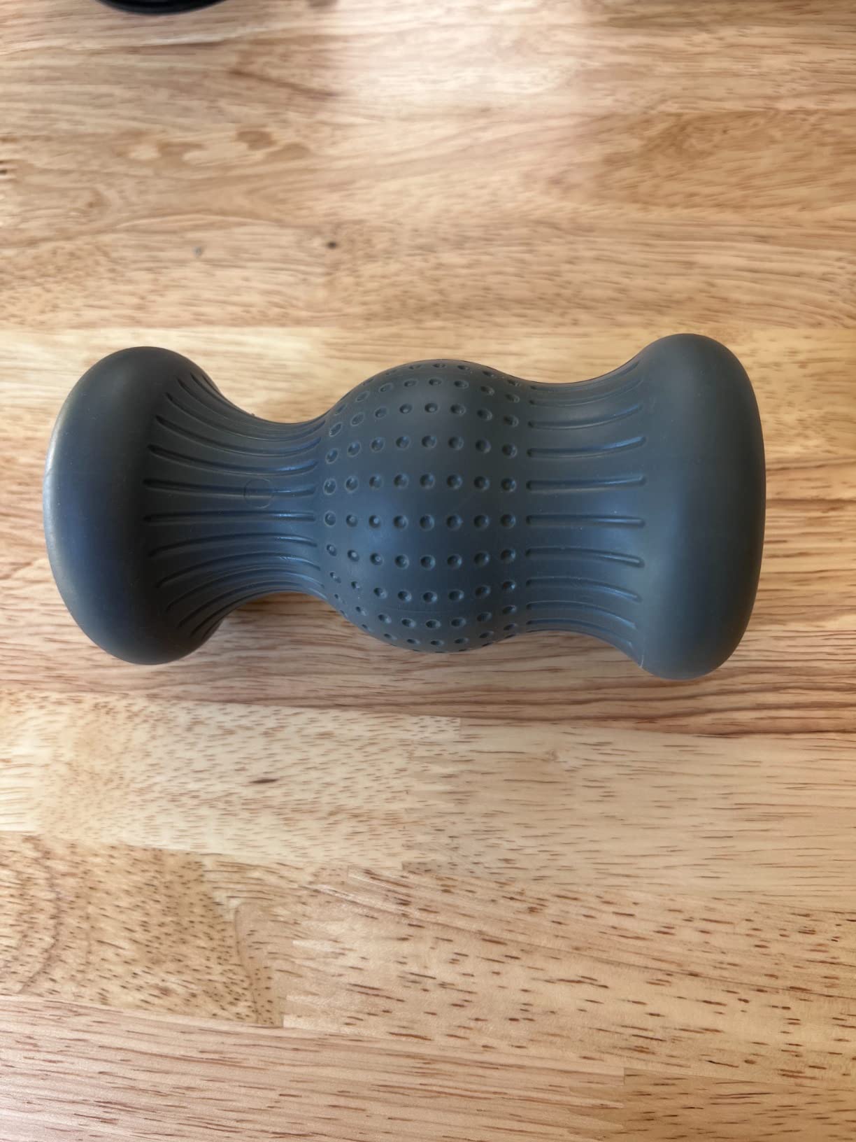 ROLL Recovery R3 (Onyx Black) - Orthopedic Foot & Plantar Fascia Massage Roller customer photo 1