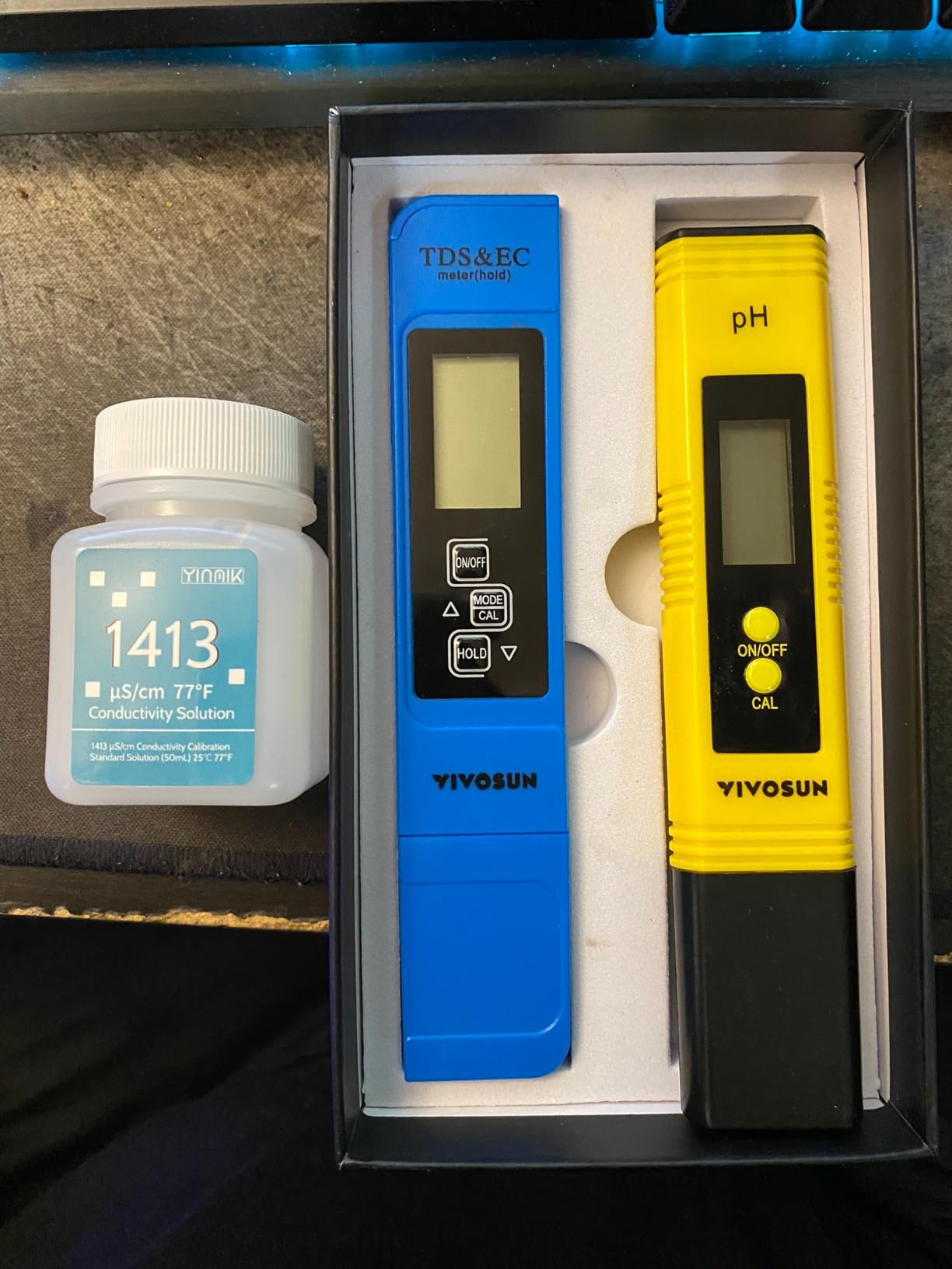 VIVOSUN Digital pH Meter TDS EC Meter for Water 0.01 Accuracy Hydroponics | +/-0.01 pH Accuracy, ATC, Auto Calibration, LCD Display, Hold Function, for Hydroponics Aquarium Pool Drinking, UL Certified customer photo 2
