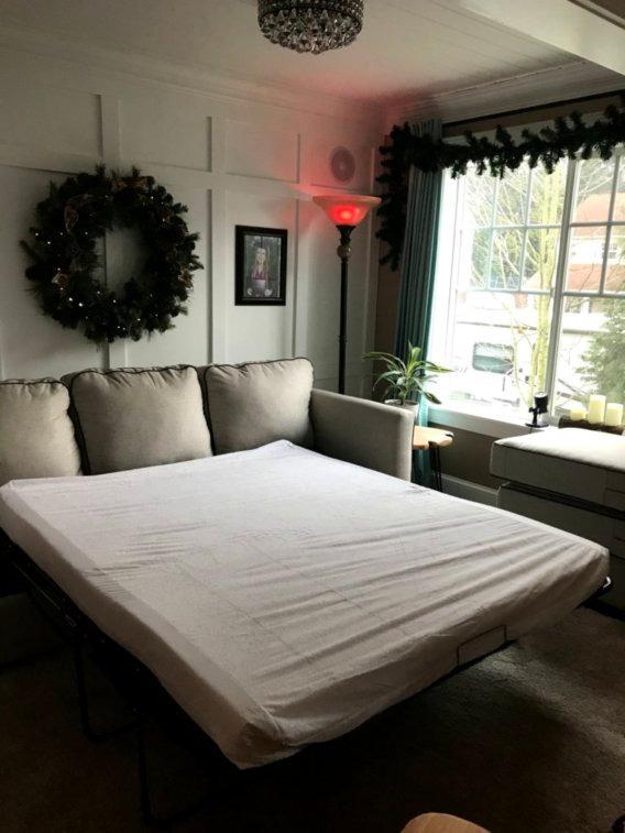 PlushDeluxe Queen Size Premium Mattress Encasement - Zippered Waterproof, Bedbug Proof Design, 6-Sided Protection - Hypoallergenic Cotton Terry Fabric 9-12