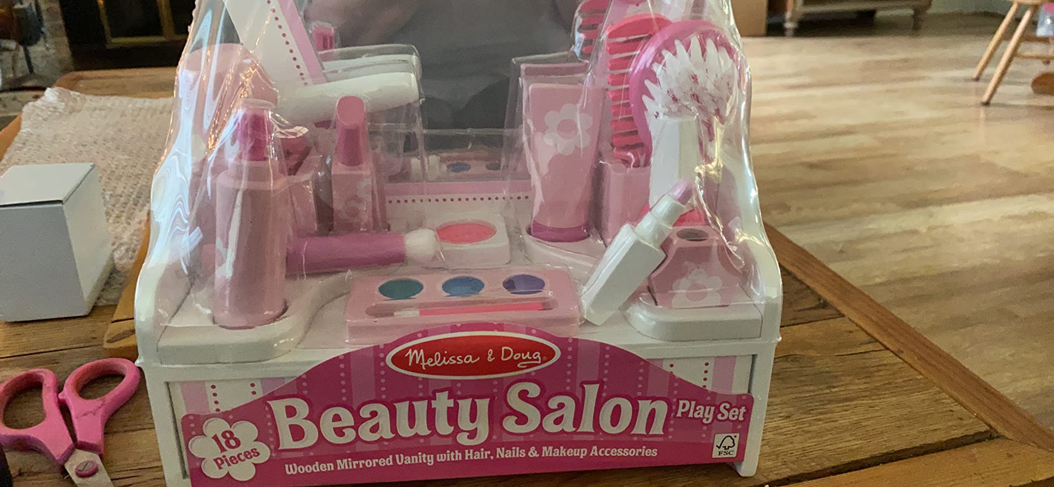 Melissa & Doug Wooden Beauty Salon Play Set, 18-Piece Vanity with Pretend Play Toys, Makeup, Mirror, Accessories & More customer photo 1