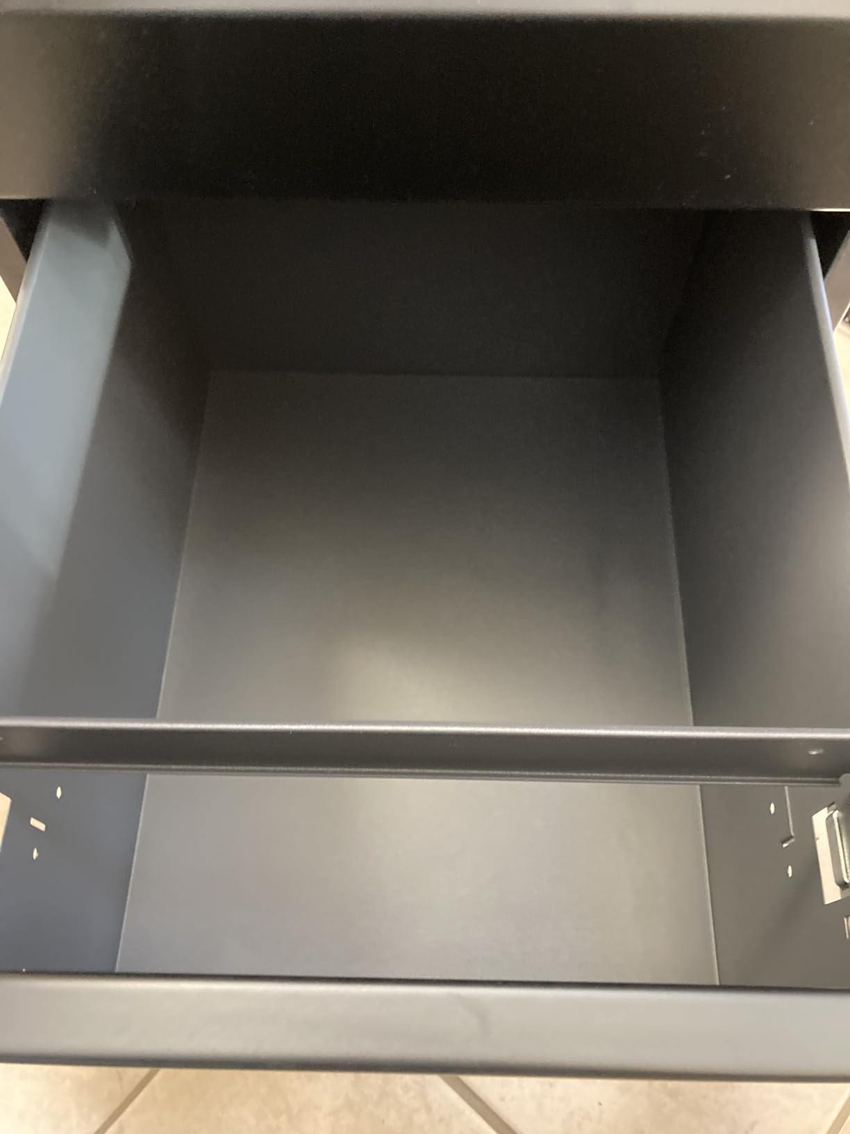 DEVAISE 3 Drawer Mobile File Cabinet with Lock, Under Desk Metal Filing Cabinet for Home Office/Legal/Letter/A4 File, Fully Assembled Except Wheels, Black customer photo 2