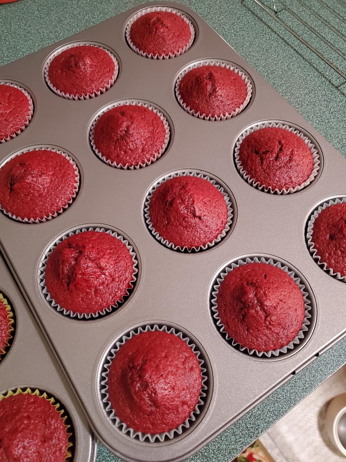 Amazon Basics Nonstick Muffin Pan, Set of 2, Sturdy, Oven Safe, Bakes Evenly, Easy to Clean, 12 Cups, Gray, 13.9x10.55x1.22
