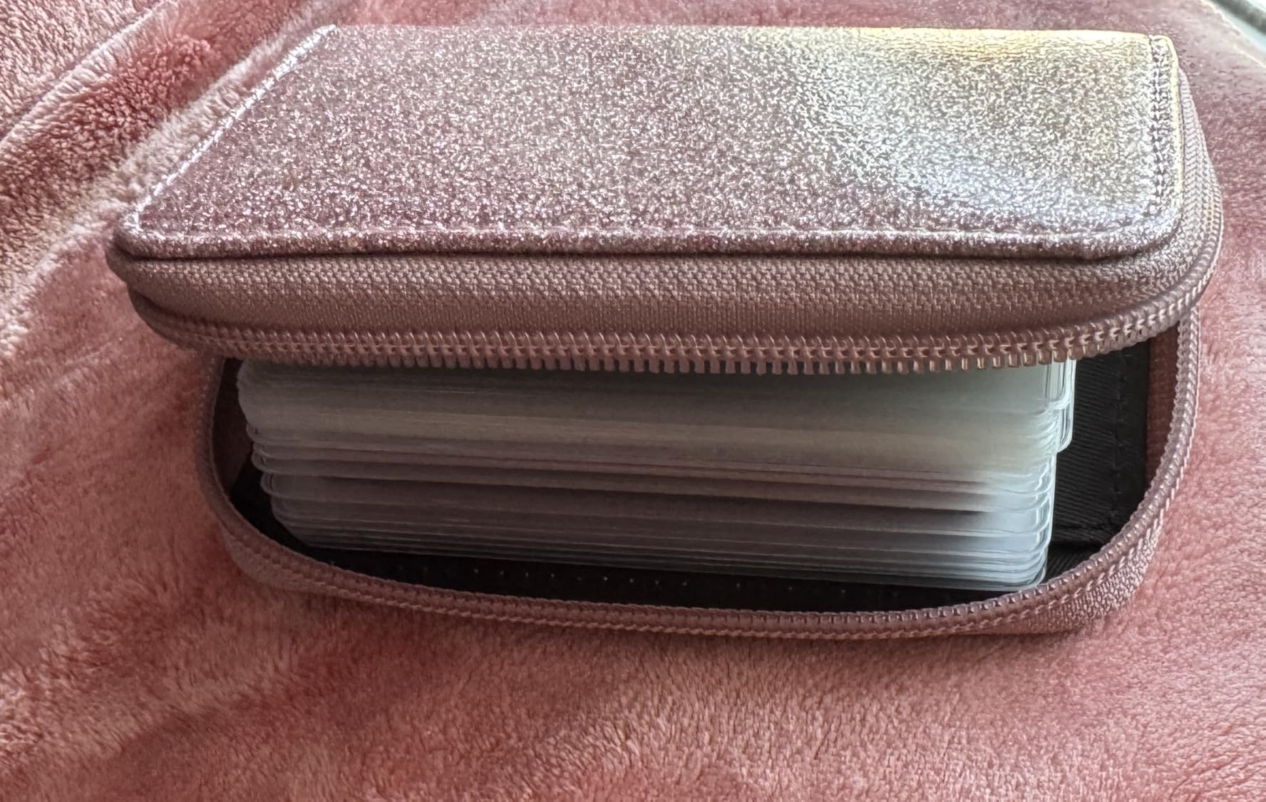 Easyoulife Genuine Leather Credit Card Holder Zipper Wallet With 26 Card Slots customer photo 1