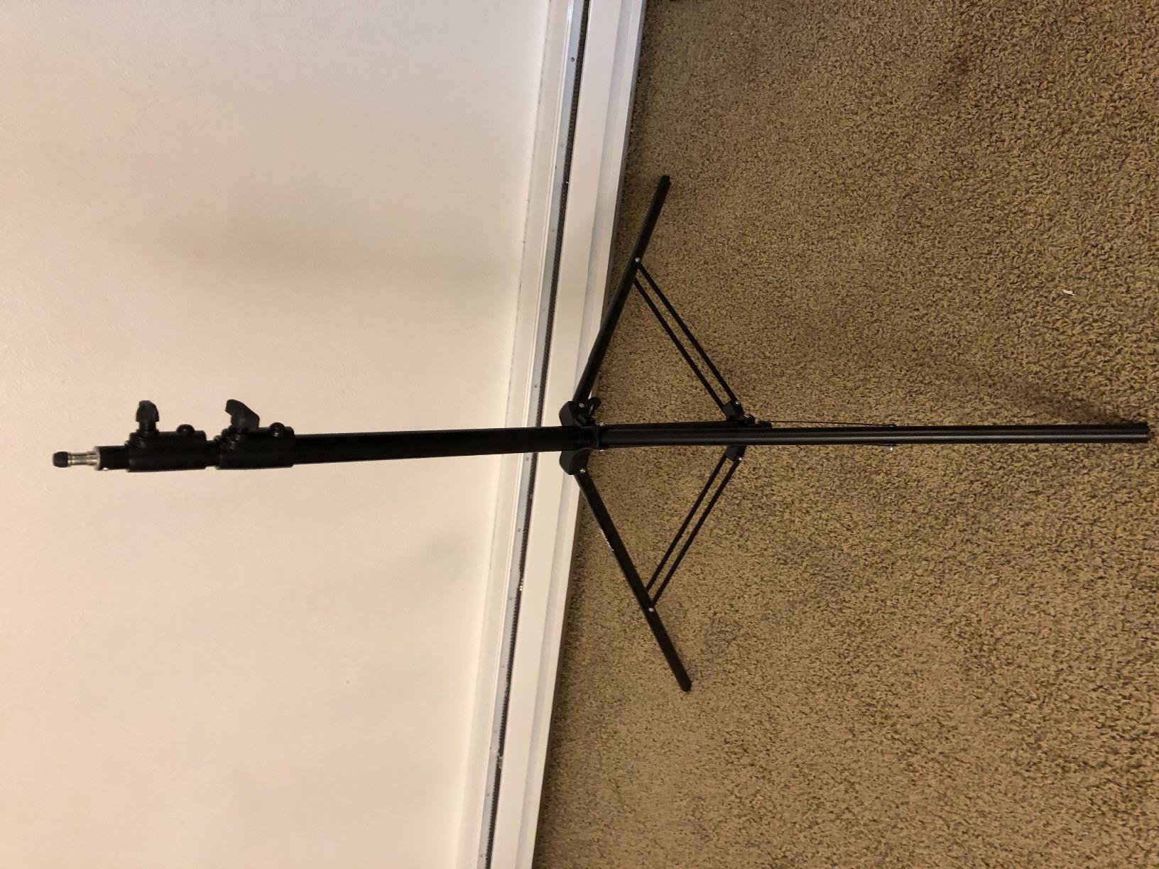 EMART 8.5ft Heavy Duty Light Stand with Spring Cushioned for Photography | Aluminum Alloy Construction Photo Video Studio Tripod with Carrying Bag for Lighting, Parabolic Softbox, Flash-2Pack customer photo 1
