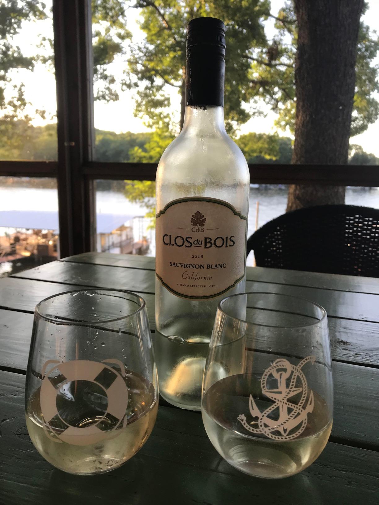 Set of 4 Stemless Boat Wine Glasses - 16oz Unbreakable Nautical Glasses with Anchor, Compass, Helm & Life Ring - BPA-Free Tritan Plastic, Dishwasher Safe - Ideal for Boats, Pool, RV & Outdoor Use customer photo 1