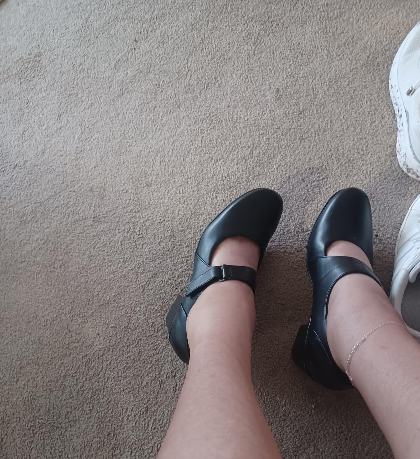 Clarks Women's Emslie Lulin Pump customer photo 1