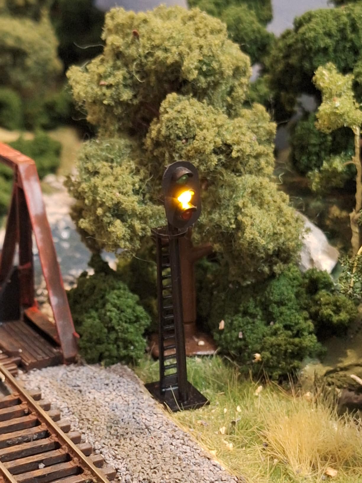 JTD04 5pcs Model Railway 3-Light Block Signals G/Y/R HO Scale 6.8cm 12V Led New customer photo 1