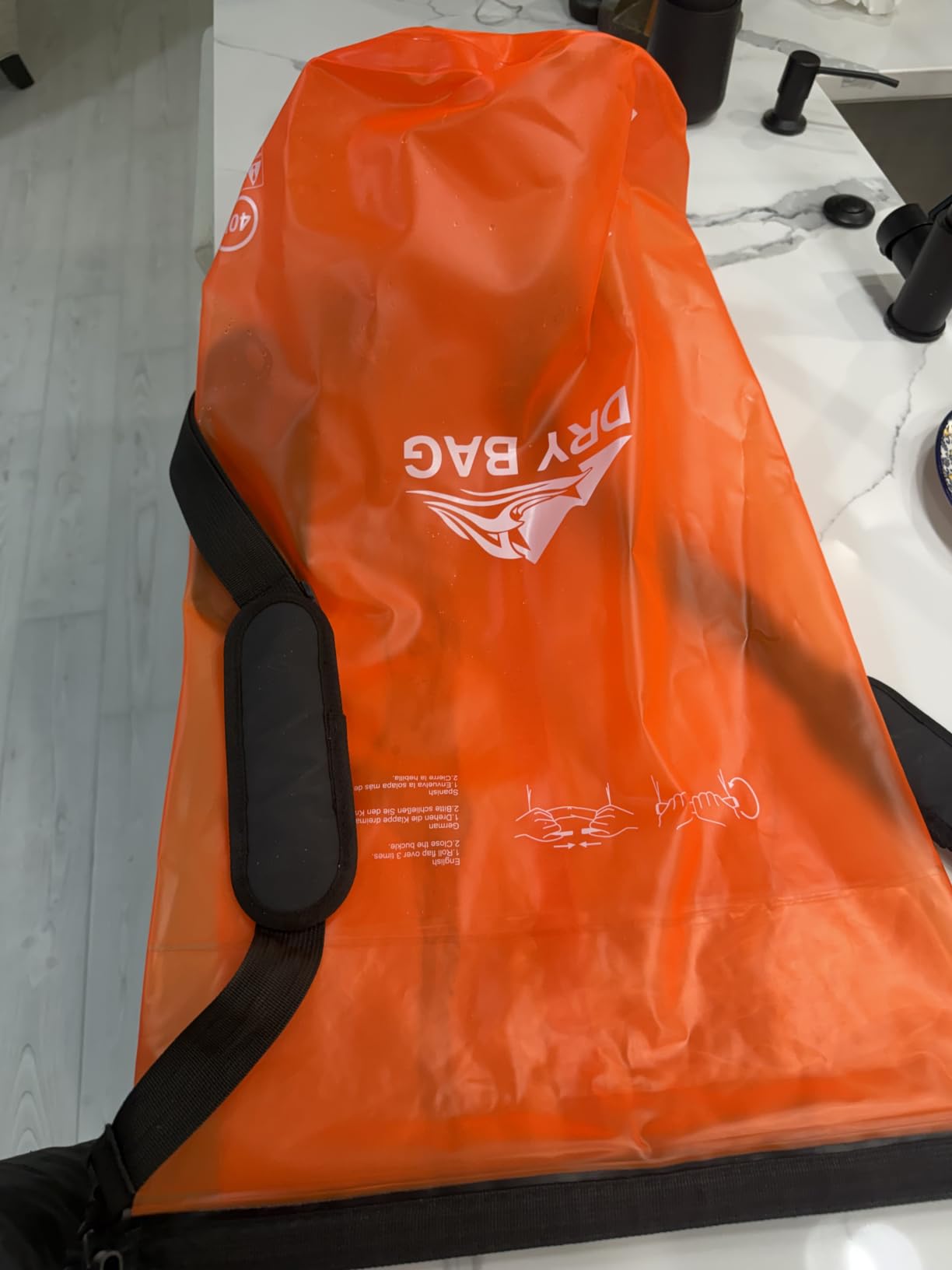 HEETA Dry Bag Waterproof Backpack with Phone Case 5L/10L/20L/30L/40L | Roll Top Lightweight Dry Storage Bag for Women Men, Travel Boating Kayaking Paddle Board Camping Beach Essentials Accessories customer photo 1