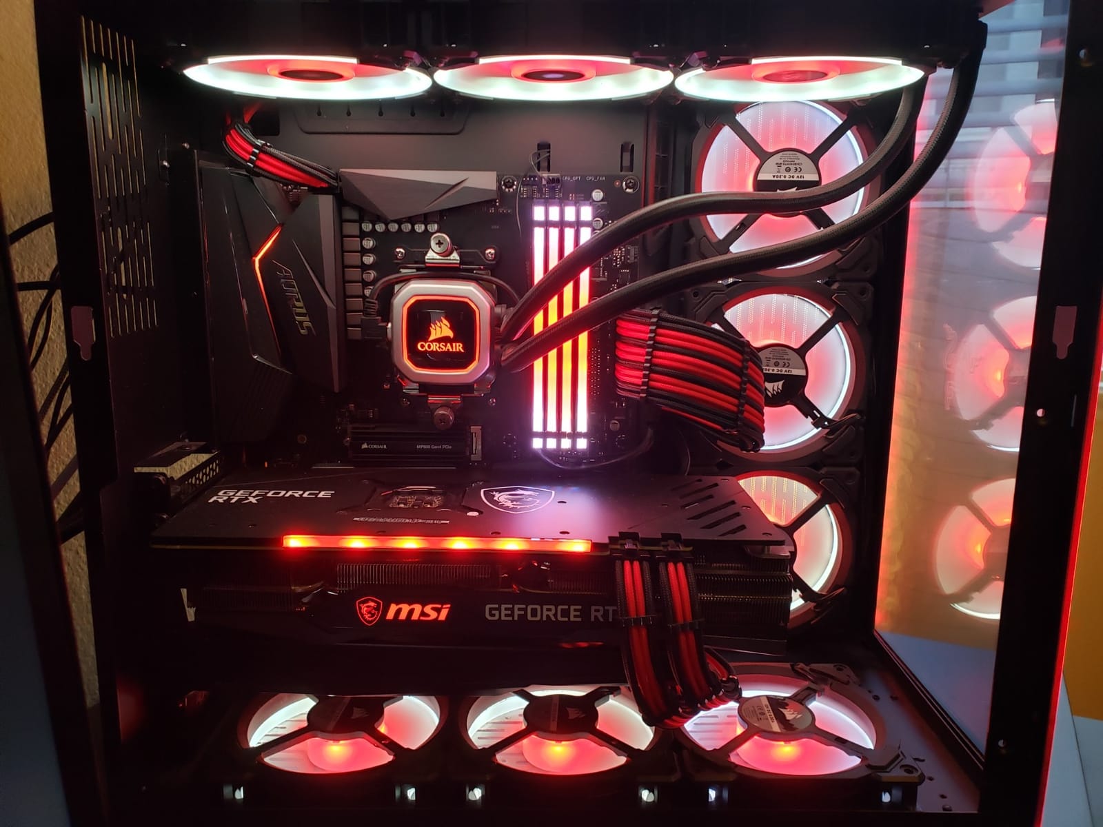 CableMod Pro ModMesh Sleeved Cable Extension Kit (Carbon) customer photo 2