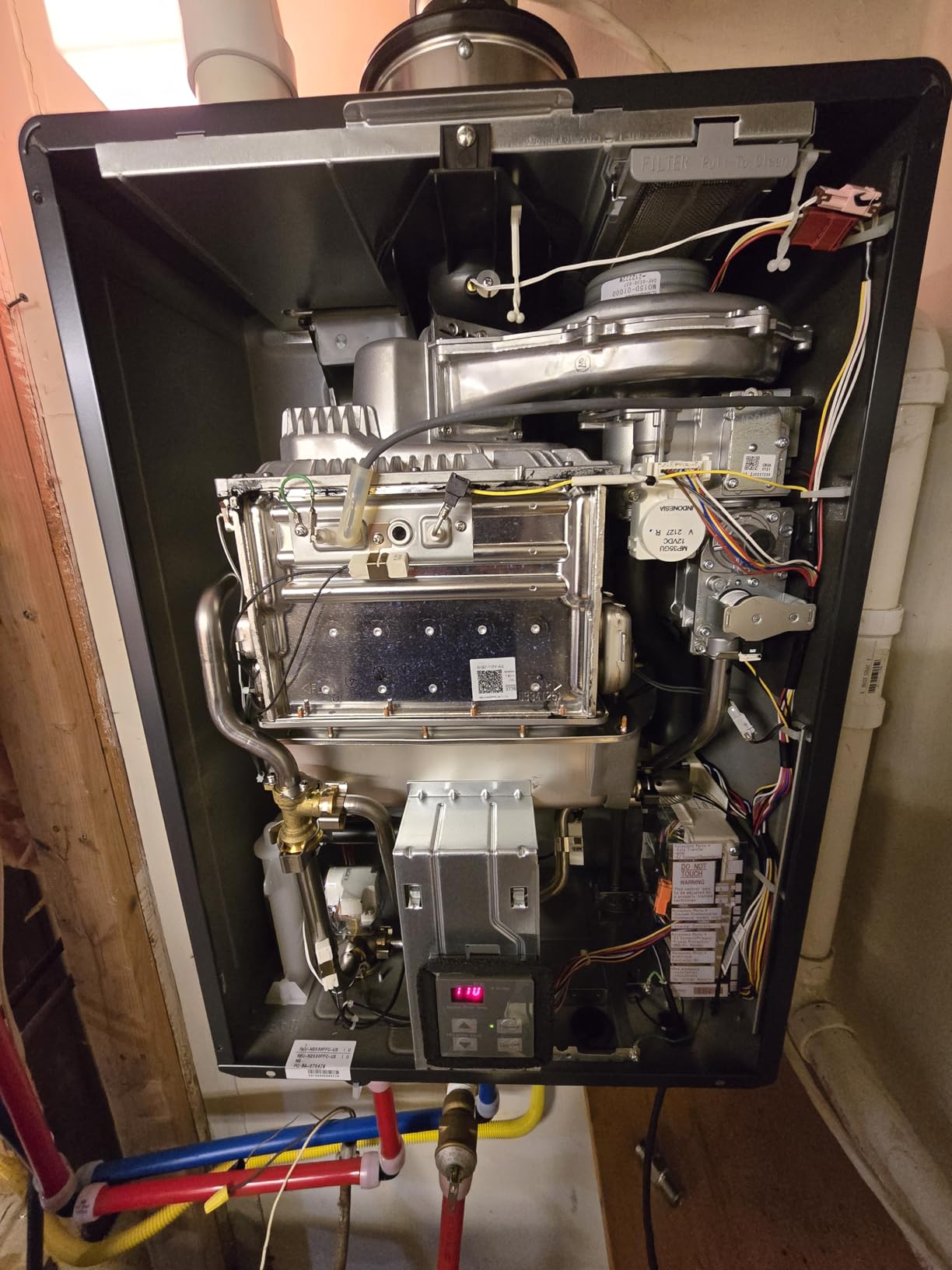 Rinnai CU160iN Commercial Natural Gas Condensing Tankless Water Heater, Indoor Installation, 9 GPM customer photo 2