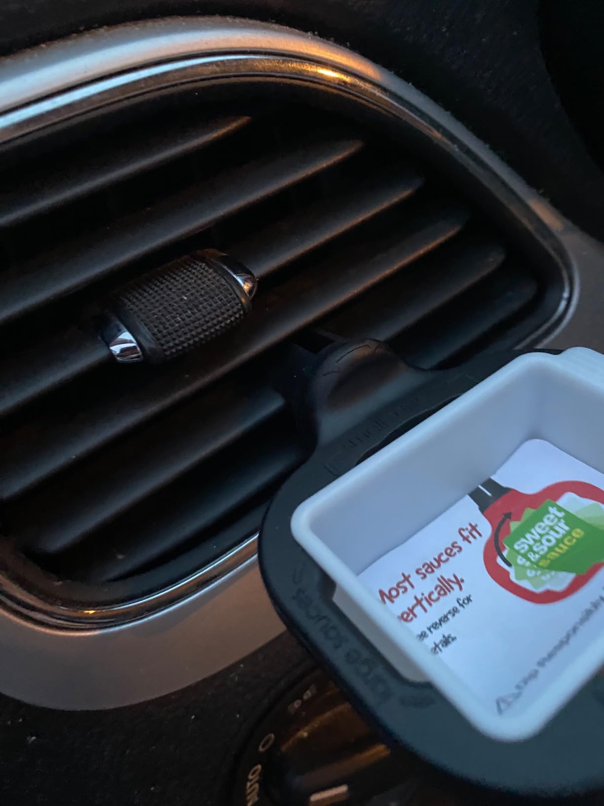 Saucemoto Dip Clip | An in-car sauce holder for ketchup and dipping sauces. As seen on Shark Tank (2 Pack, Black) customer photo 2