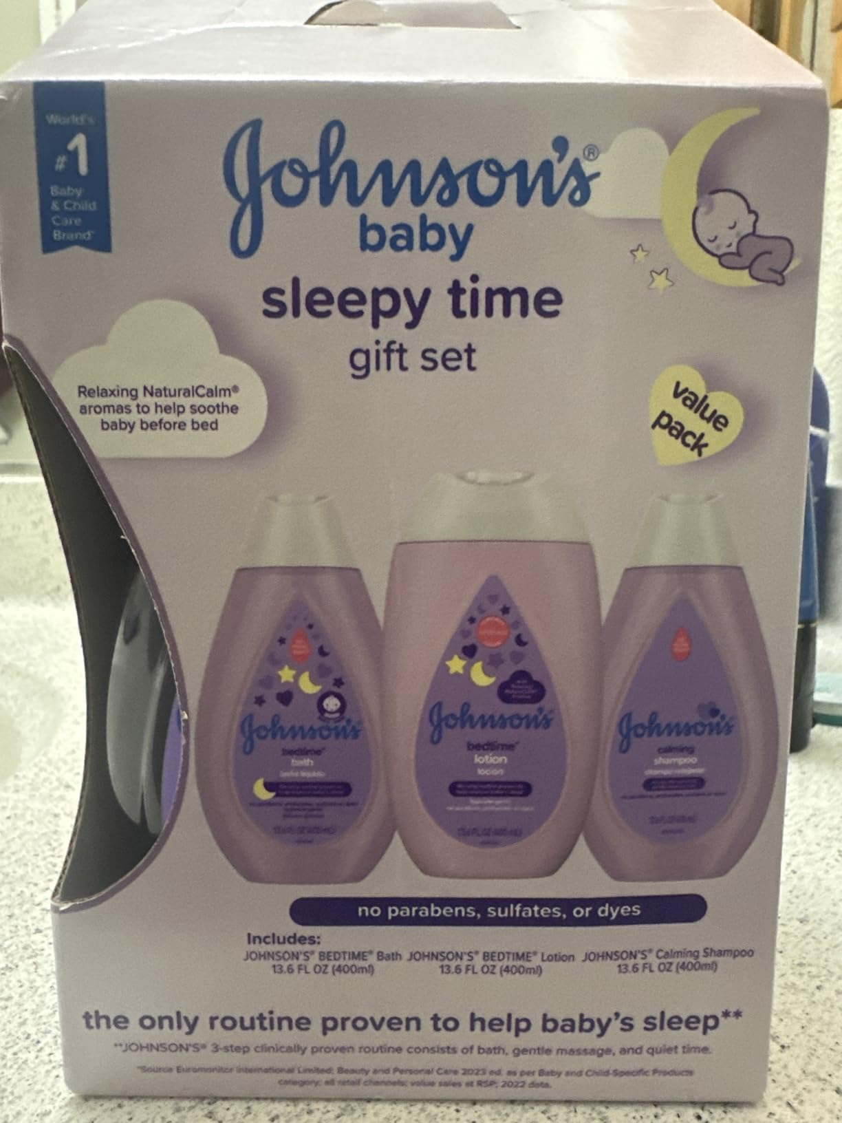 Johnson's Baby Sleepy Time Gift Set, 3 Items customer photo 1