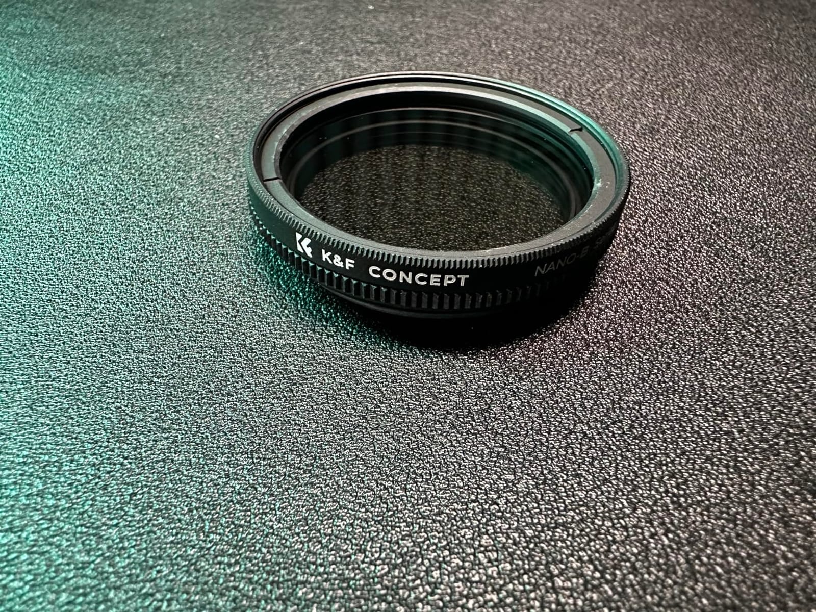 K&F CONCEPT 82mm Variable ND2-400 Lens Filter (1-9 Stops) for Camera Lens | Ultra Slim Adjustable Neutral Density Filter with Microfiber Cleaning Cloth (B-Series) FN101 customer photo 2