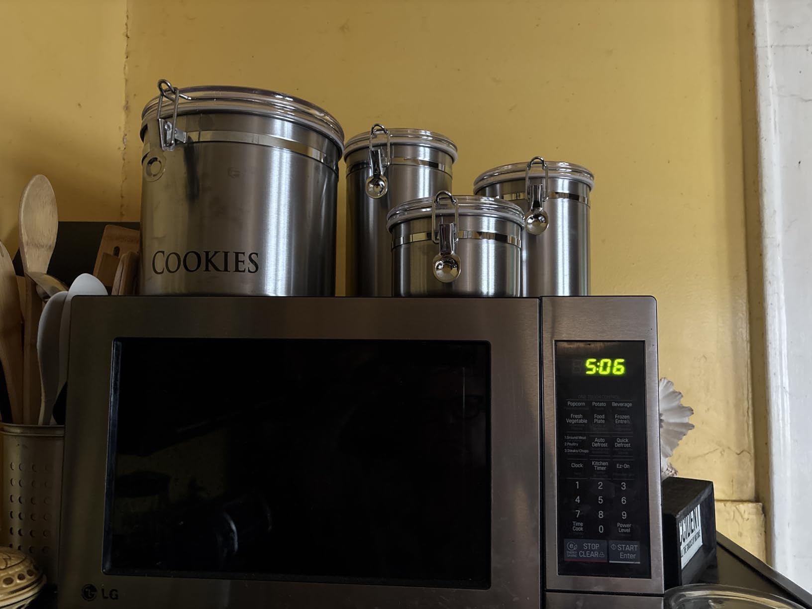 ENLOY 4-Piece Stainless Steel Airtight Food Storage Canister Set with Lid customer photo 1
