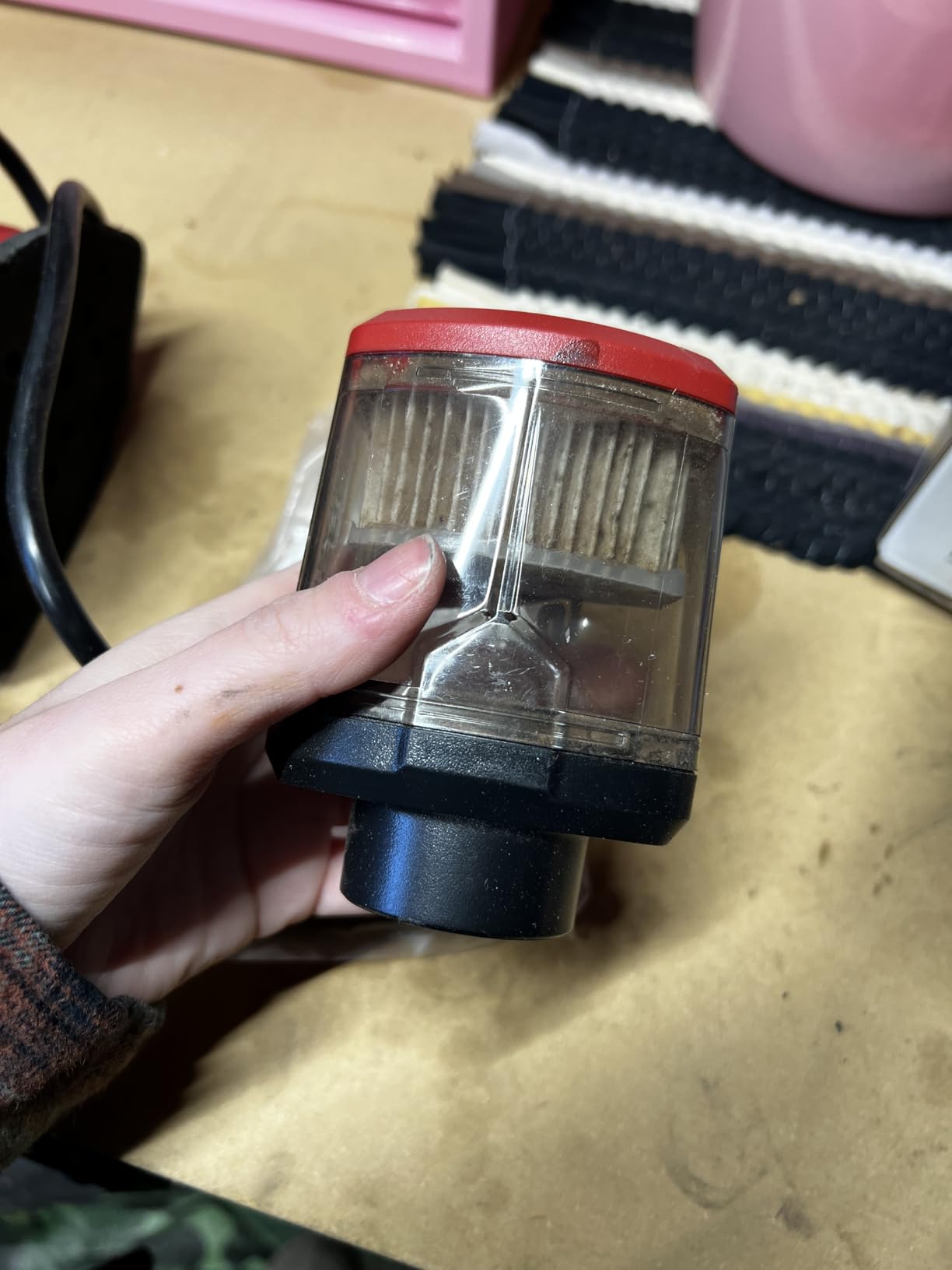 SKIL Corded Detail Sander, Includes 3pcs Sanding Paper and Dust Box - SR250801 customer photo 1
