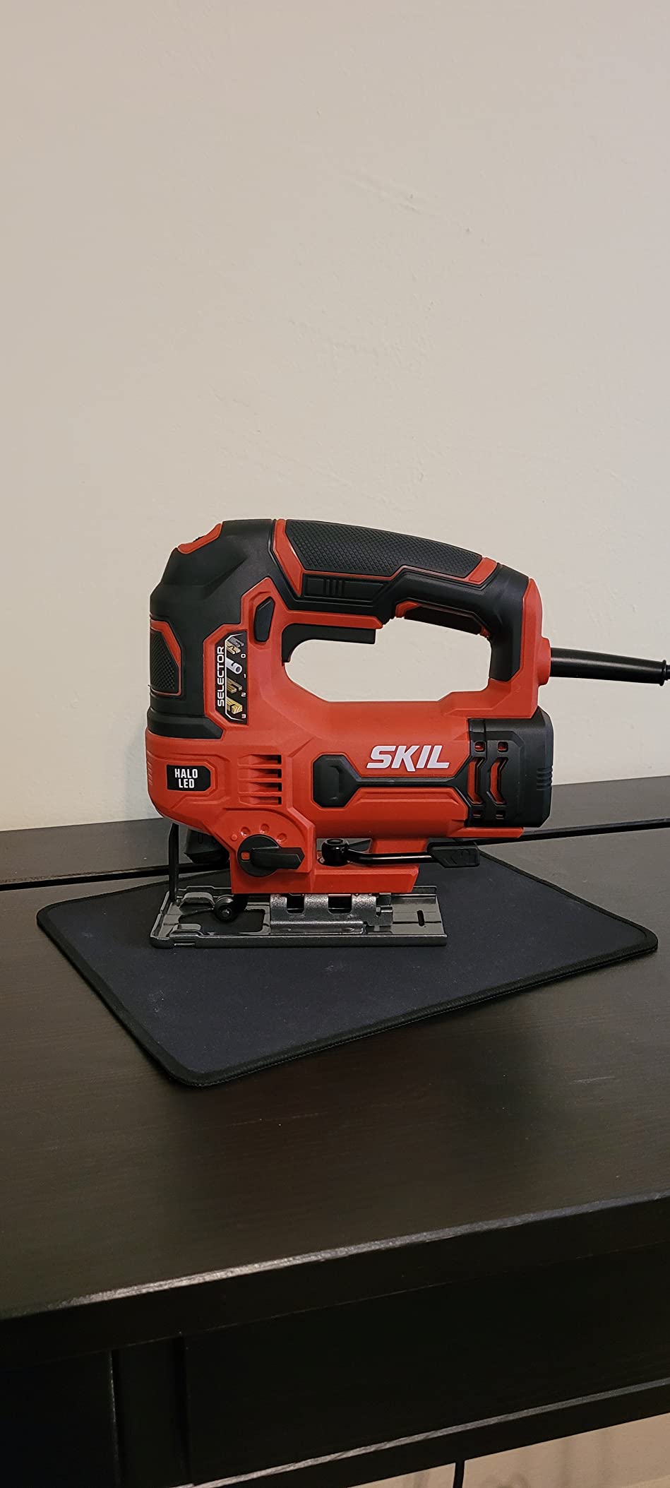 SKIL 6 Amp Corded Jig Saw with Tool-Free Blade Change - JS314901 customer photo 2