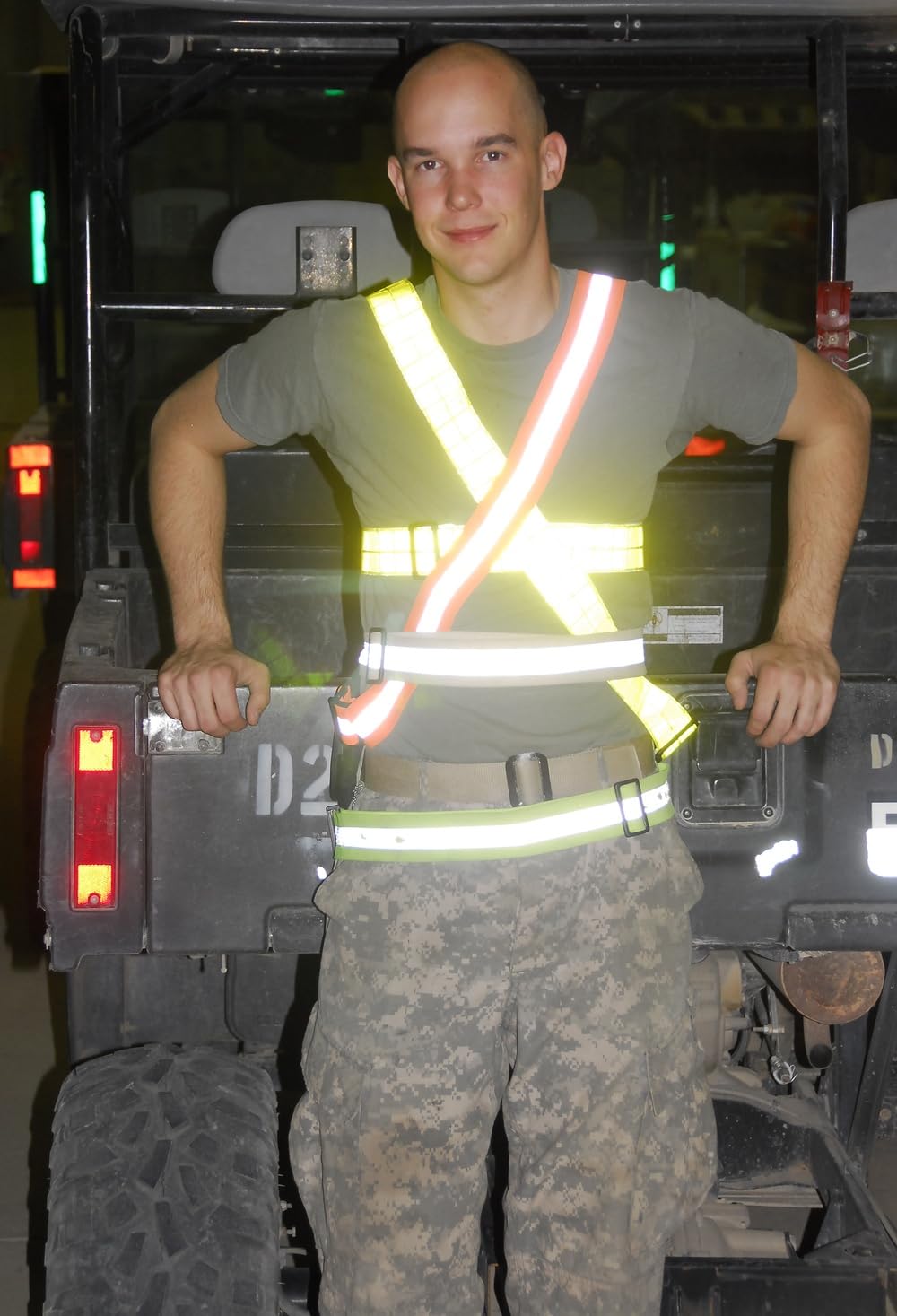 Reflectives Reflective Elastic Belt or Sash, Military Heritage Style Glow Belt, Running Walking Motorcycling, Adjustable (Lime Green Ultralight, Regular) customer photo 1