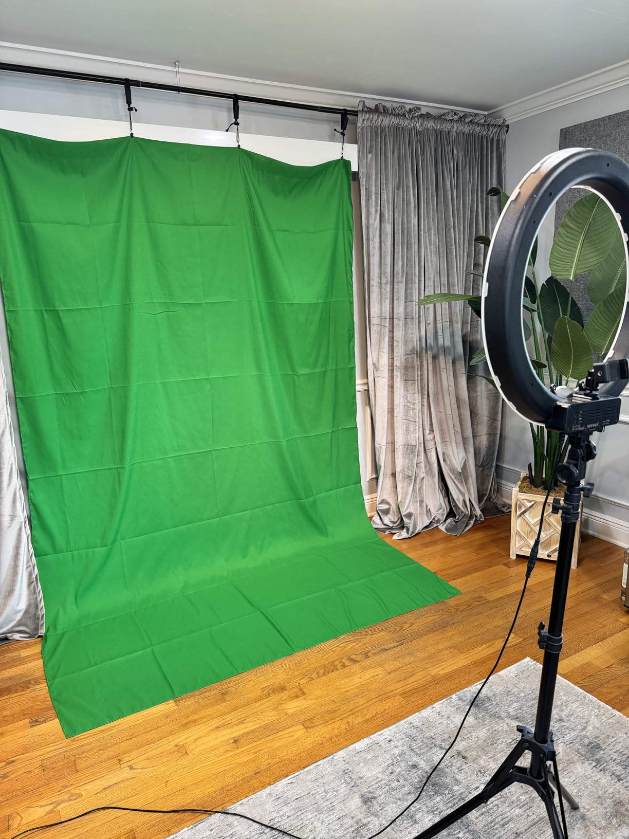 EMART Green Screen Backdrop, 6 x 9 Ft Photography Greenscreen Background Sheet Fabric Kit for YouTube Video Streaming Zoom, Small Photo Chromakey Polyester Cloth Curtain with 4 Clip customer photo 1