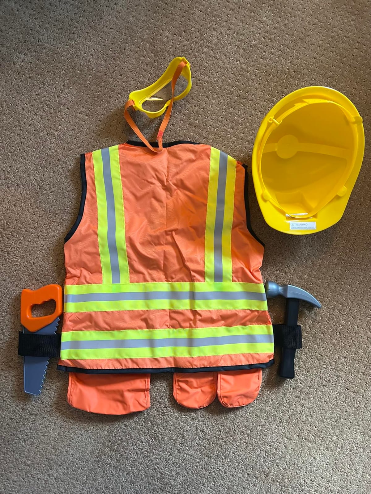 Melissa & Doug Construction Costume, Pretend Play Dress Up Set (6-Pc) with Tools, Vest & Accessories customer photo 1