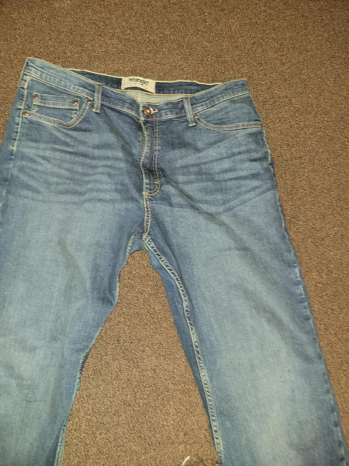 Wrangler Authentics Men's Relaxed Fit Boot Cut Jean customer photo 1
