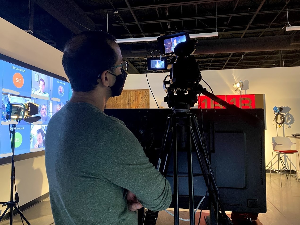FEELWORLD FW568 6 Inch 450nit On Camera Field DSLR Monitor with 4K HDMI Input Output, 3D LUT Waveform Histogram Focus Assist, See Clearly Ultra Lightweight for Video Shooting Vlogging customer photo 2