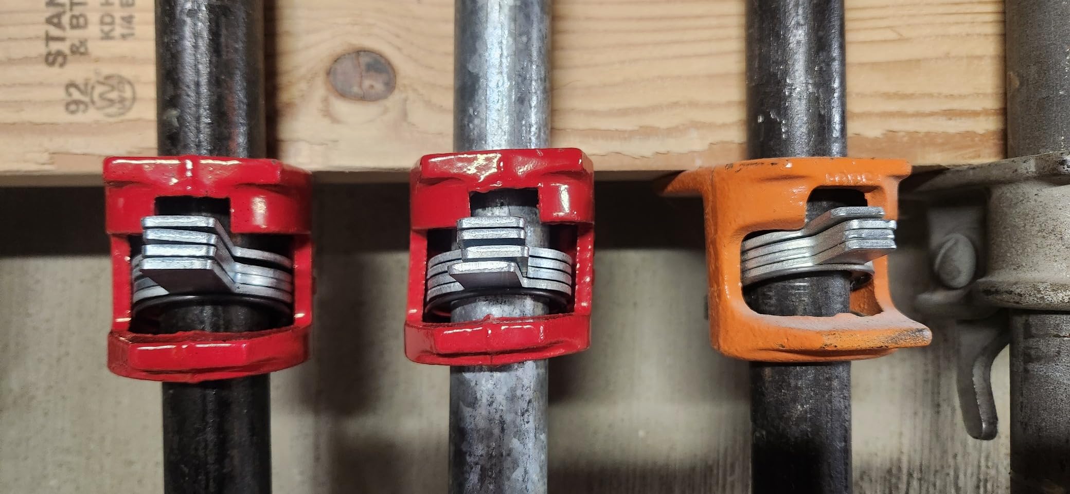 FLKQC 4 Pack Wood Gluing Pipe Clamp Fixture for 3/4 Inch Pipe customer photo 2