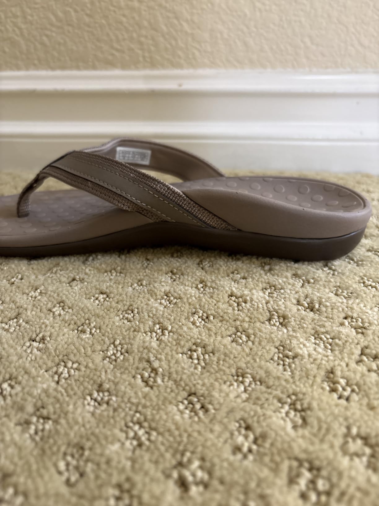 LLSOARSS Plantar Fasciitis Feet Sandal with Arch Support - Best Orthotic flip Flops for Flat Feet, Heel Pain- for Women customer photo 2