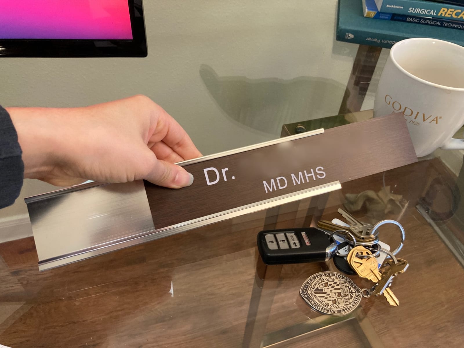 Icomecn Custom Engraved Name Plates with Aluminum Holder 2