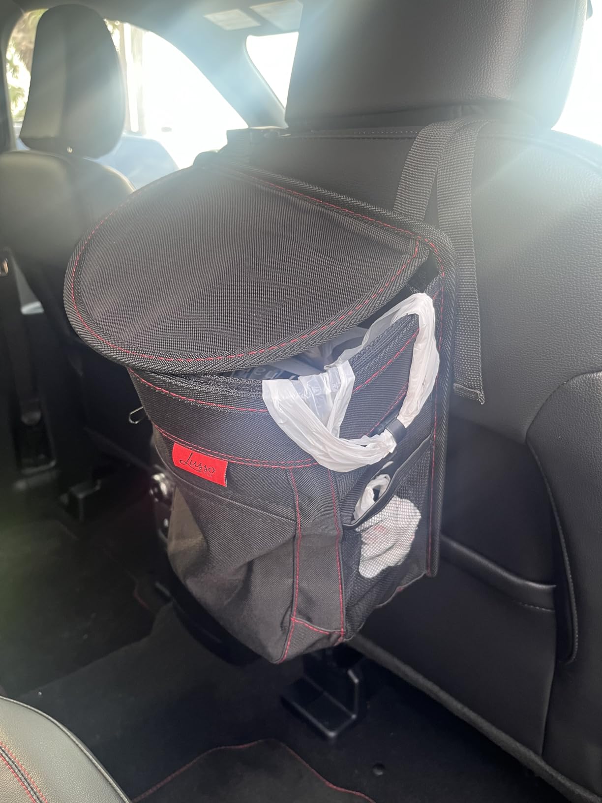 Lusso Gear Spill-Proof Car Trash Can - Leakproof Liner & Flip-Top Lid Auto Trash Can - Hangs in Trucks & SUVs as Trunk Organizer - 2.5-Gal Mesh Pockets for Camper Accessories - 2.5 Gal, Gray, Round customer photo 1